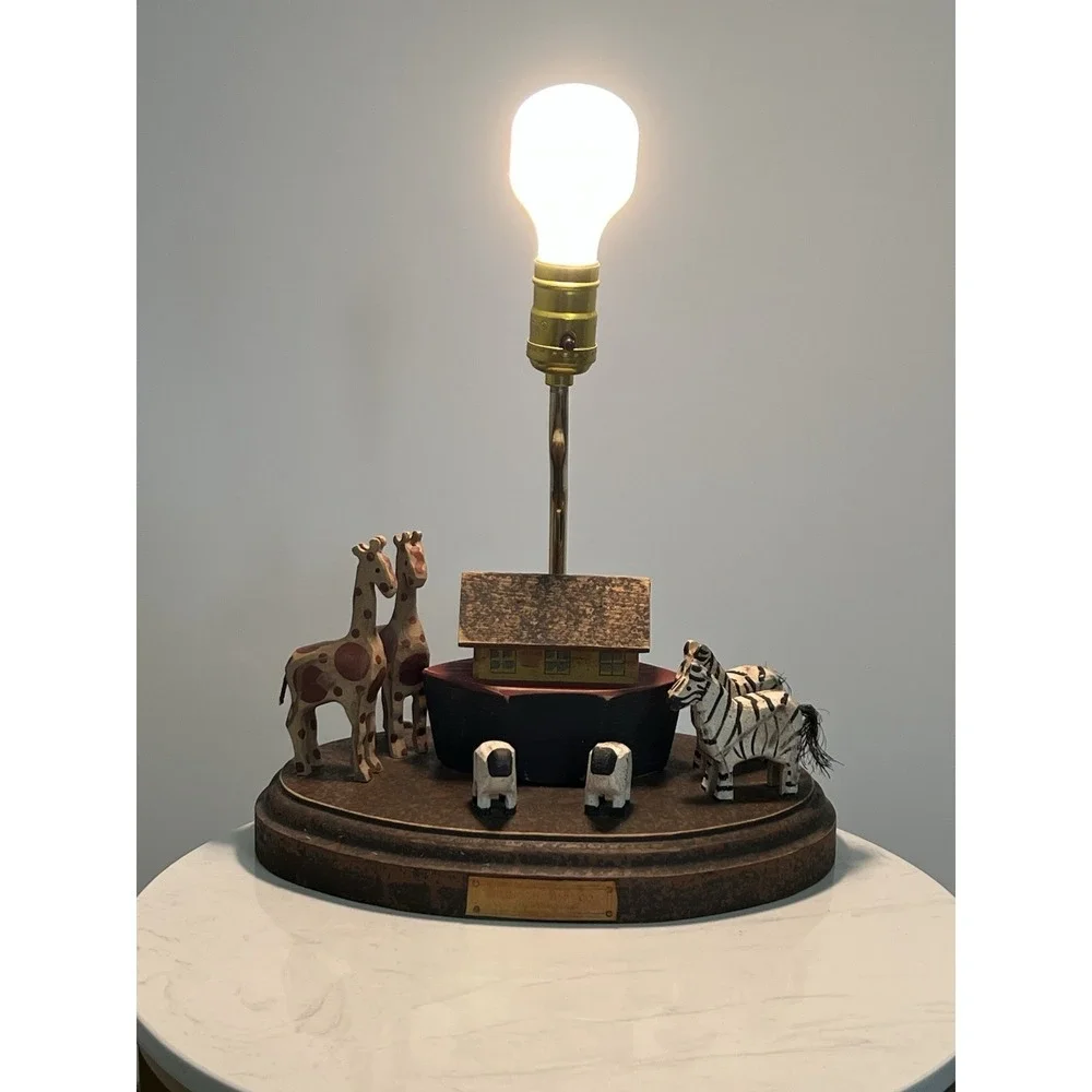 Hand Carved Wood Folk Art Vintage Lamp Noah's Arc Animals Boat Nursery Bible‎